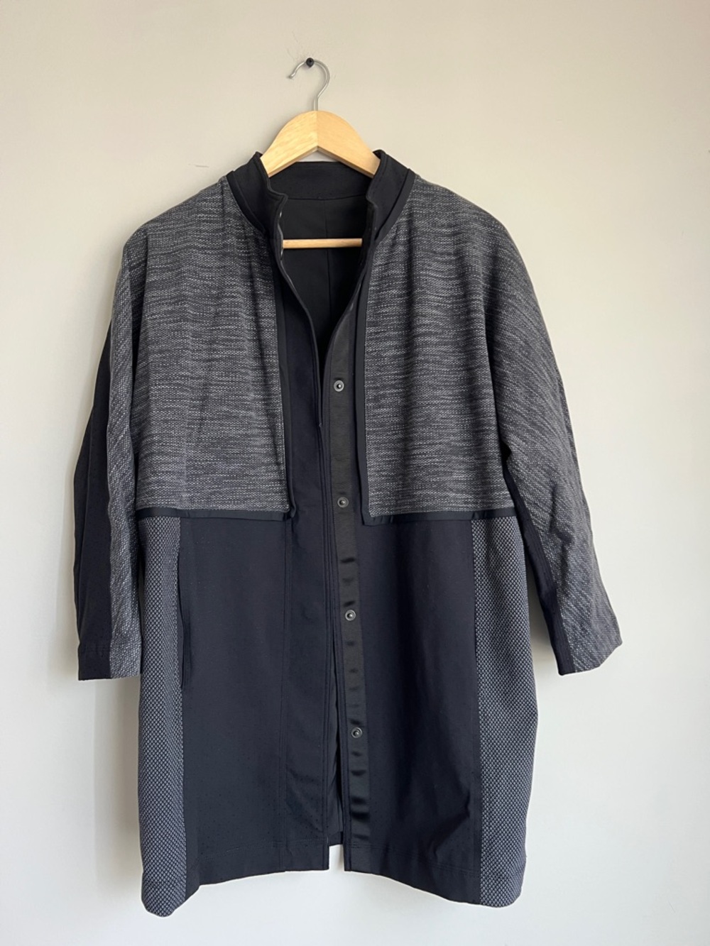 Lululemon Cocoon Car Coat Black Size Small